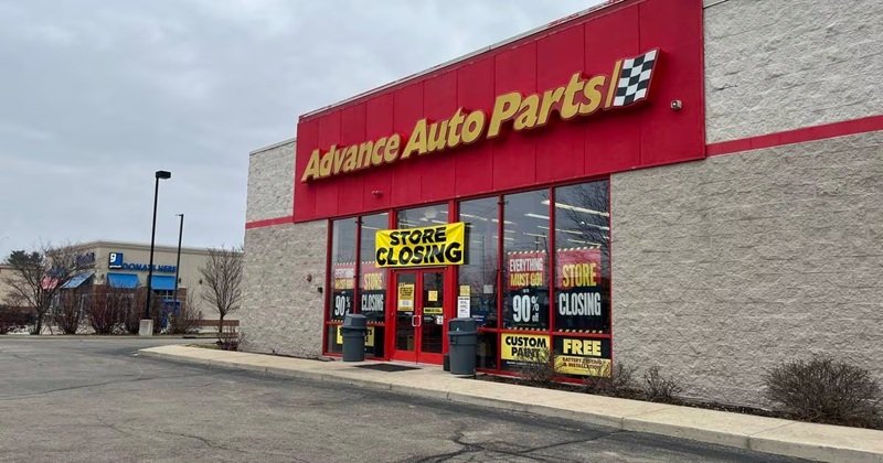 is advance auto going out of business